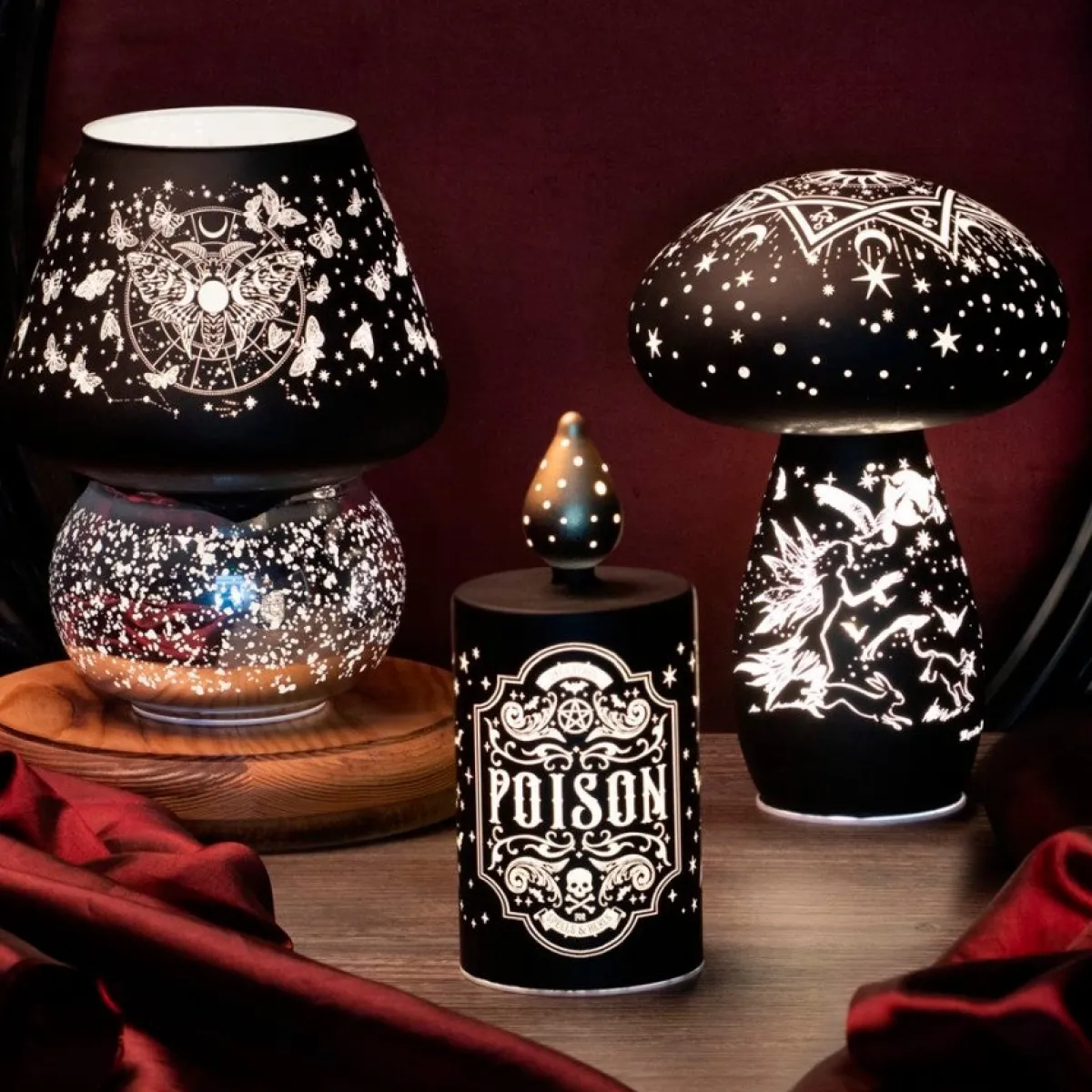 Hot Alchemy Poison Flame Lamp - LED-valo Goottikamaa|Valaisimet