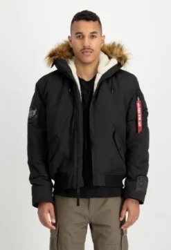 Best Arctic Guardians - Talvitakki Urban Wear Katukamaa|Takit