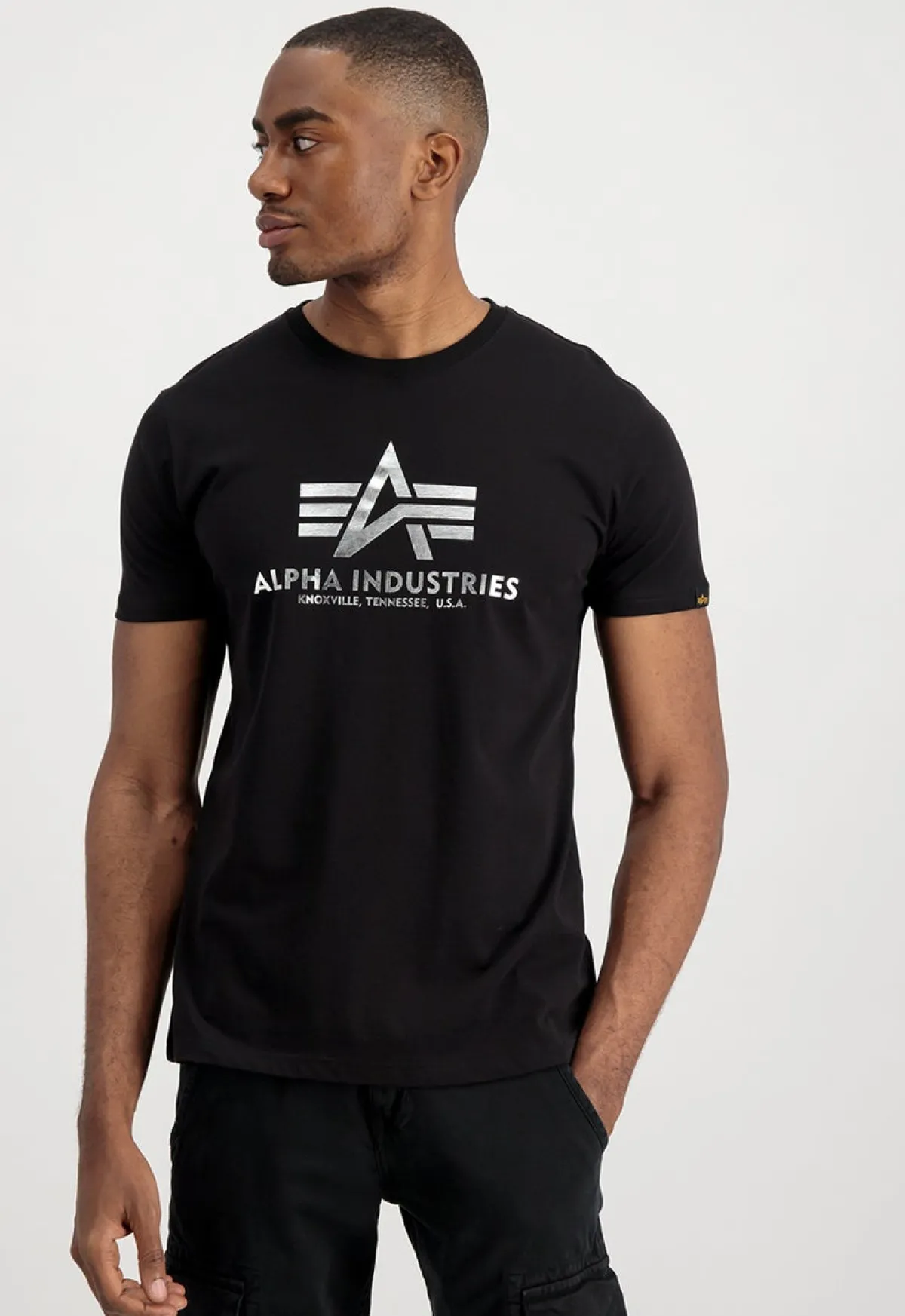 Online Basic Foil Print - T-Paita, musta-hopea Urban Wear Katukamaa|Sport