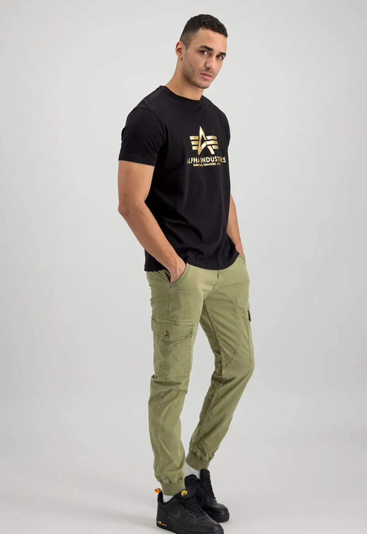 Best Basic Foil Print - T-Paita, musta-kulta Urban Wear Katukamaa|Sport