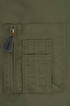 Clearance CWU Hooded Jacket - Talvitakki, oliivi Takit