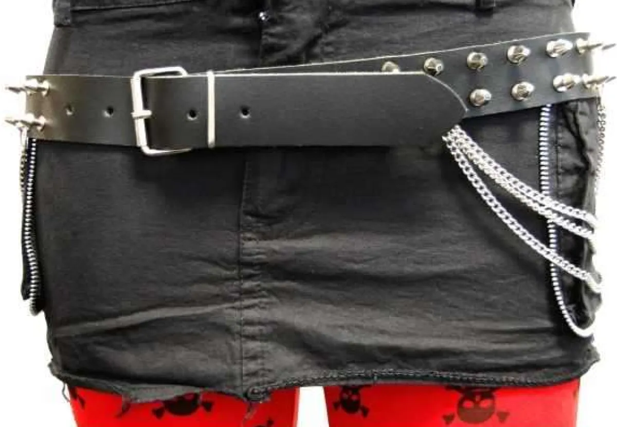 Killer Rivets With Chain - Nahkavyö Goottikamaa|Vyöt & Niittivyöt