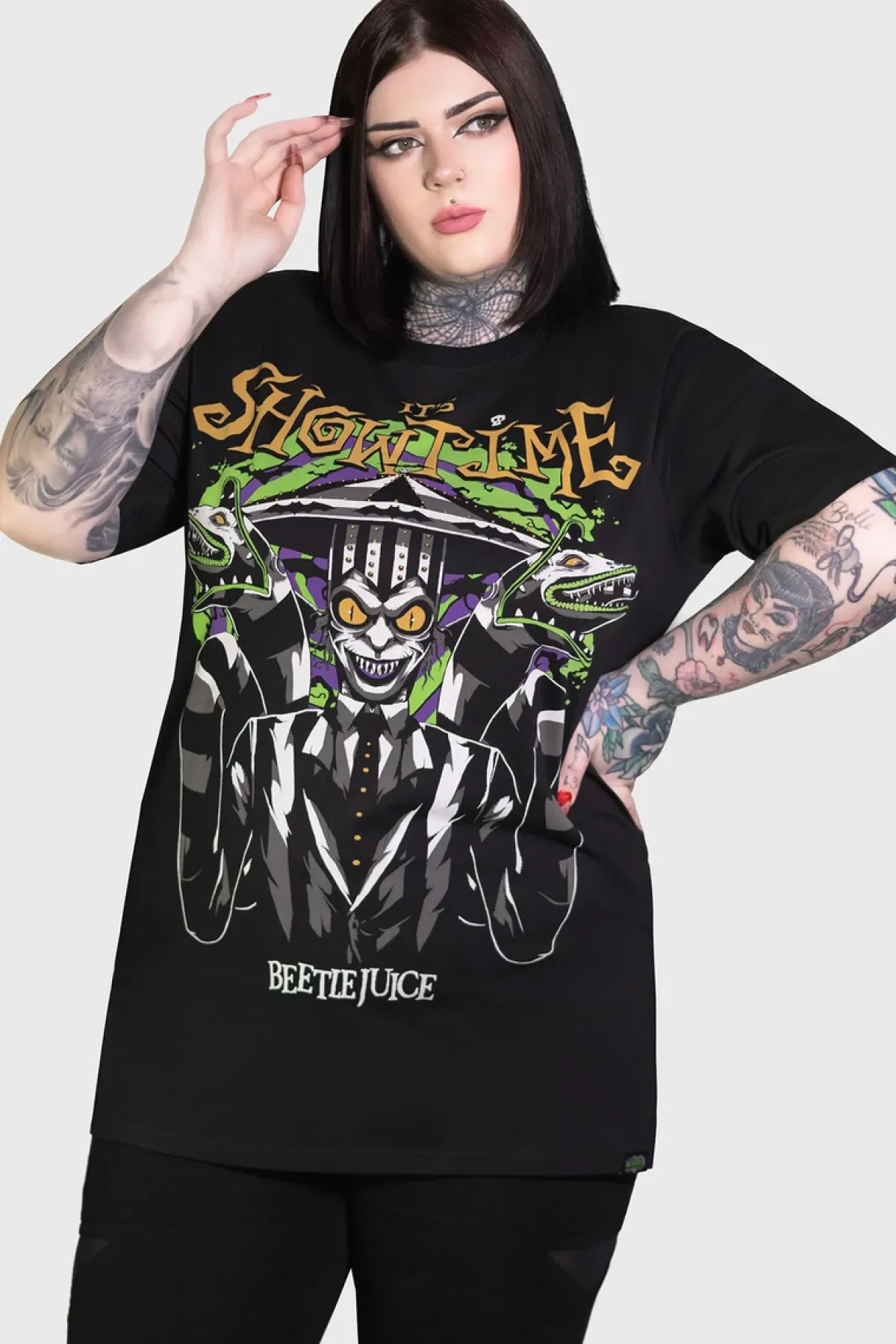 New Beetlejuice It's Showtime - T-paita Goottikamaa|T-Paidat
