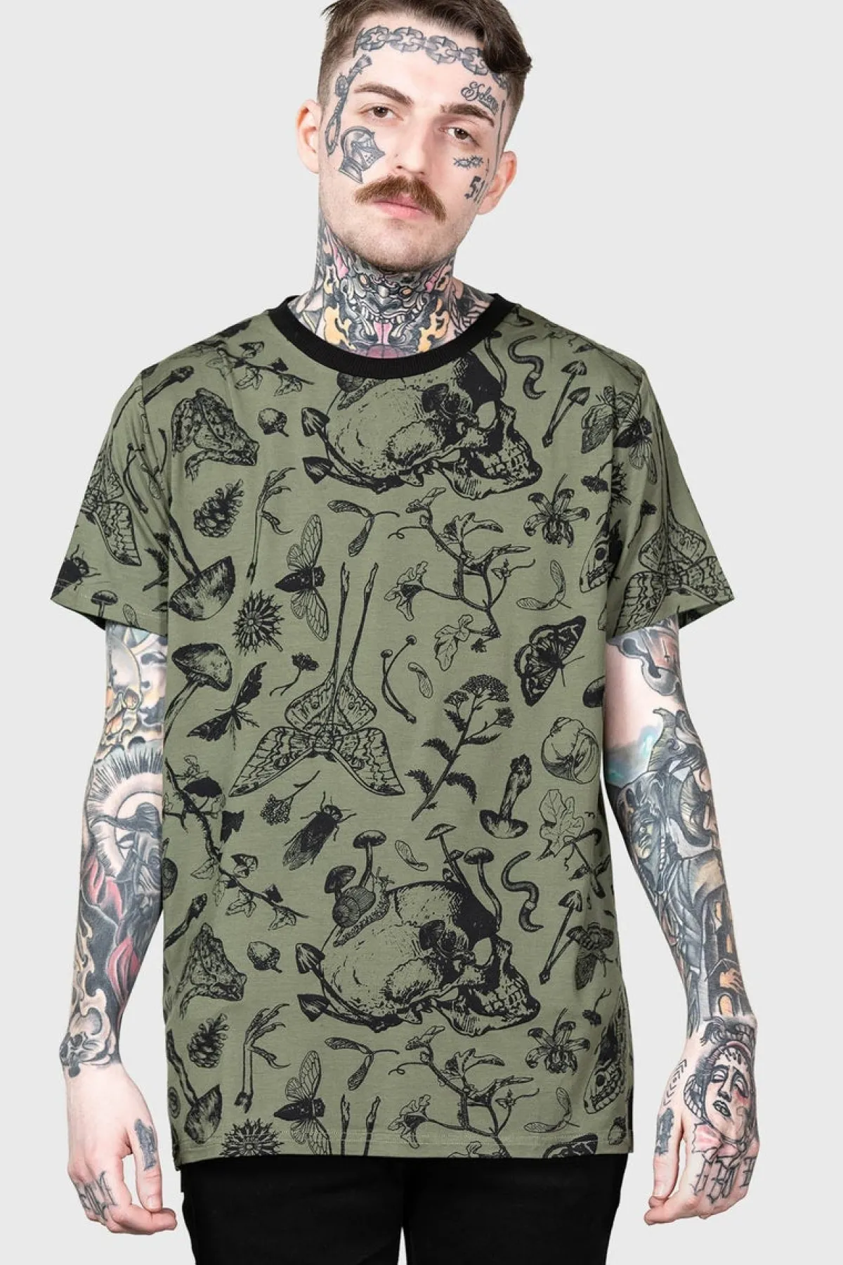Mantodea - T-paita T-Paidat|T-Paidat