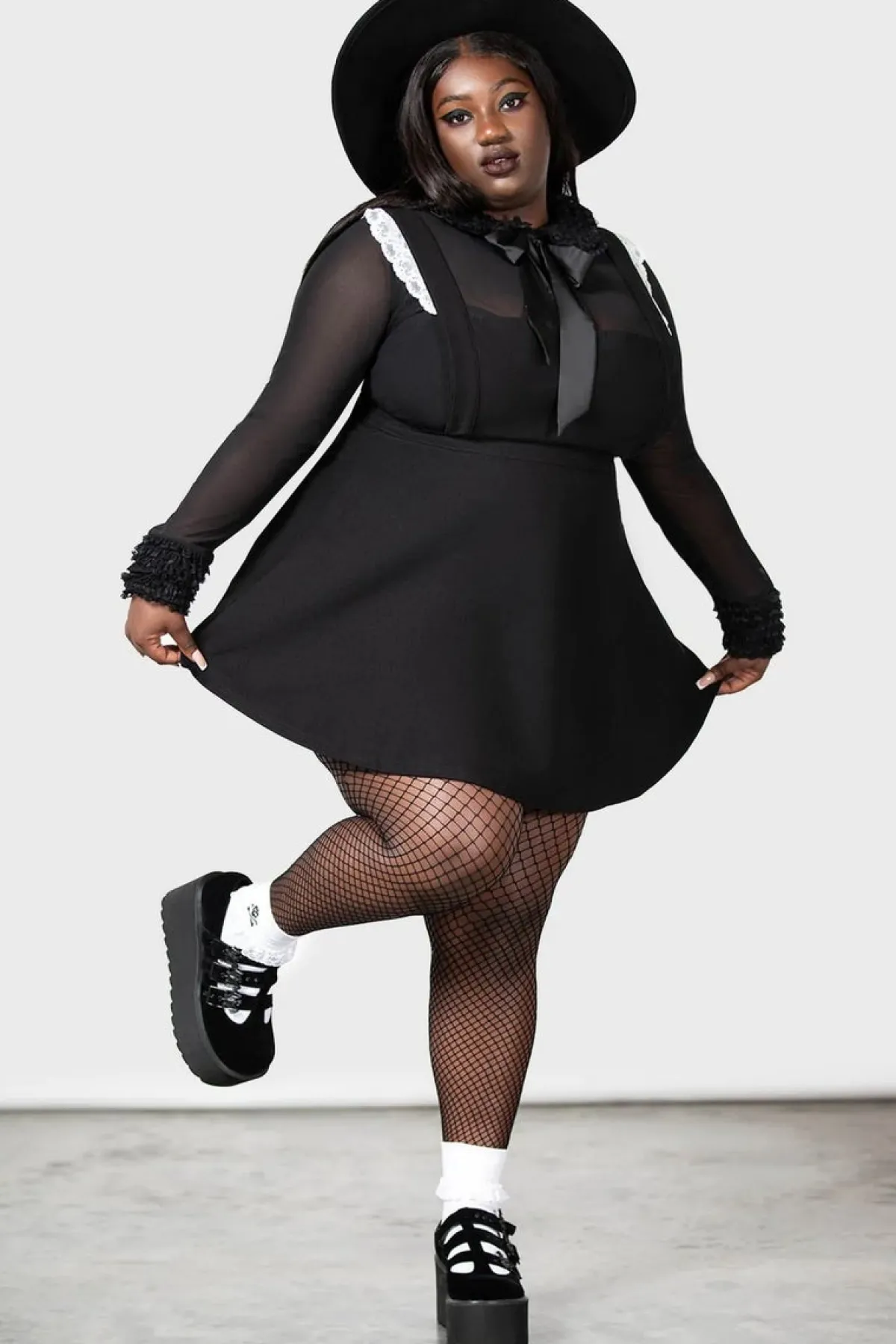 Online Oriel Pinafore - Lappuhame Goottikamaa|Hameet