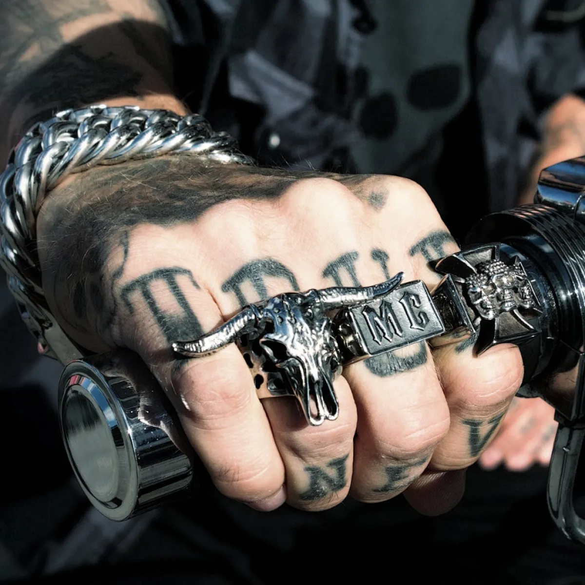 Sale Terässormus - Maltese Cross Skull Terässormukset|Sormukset