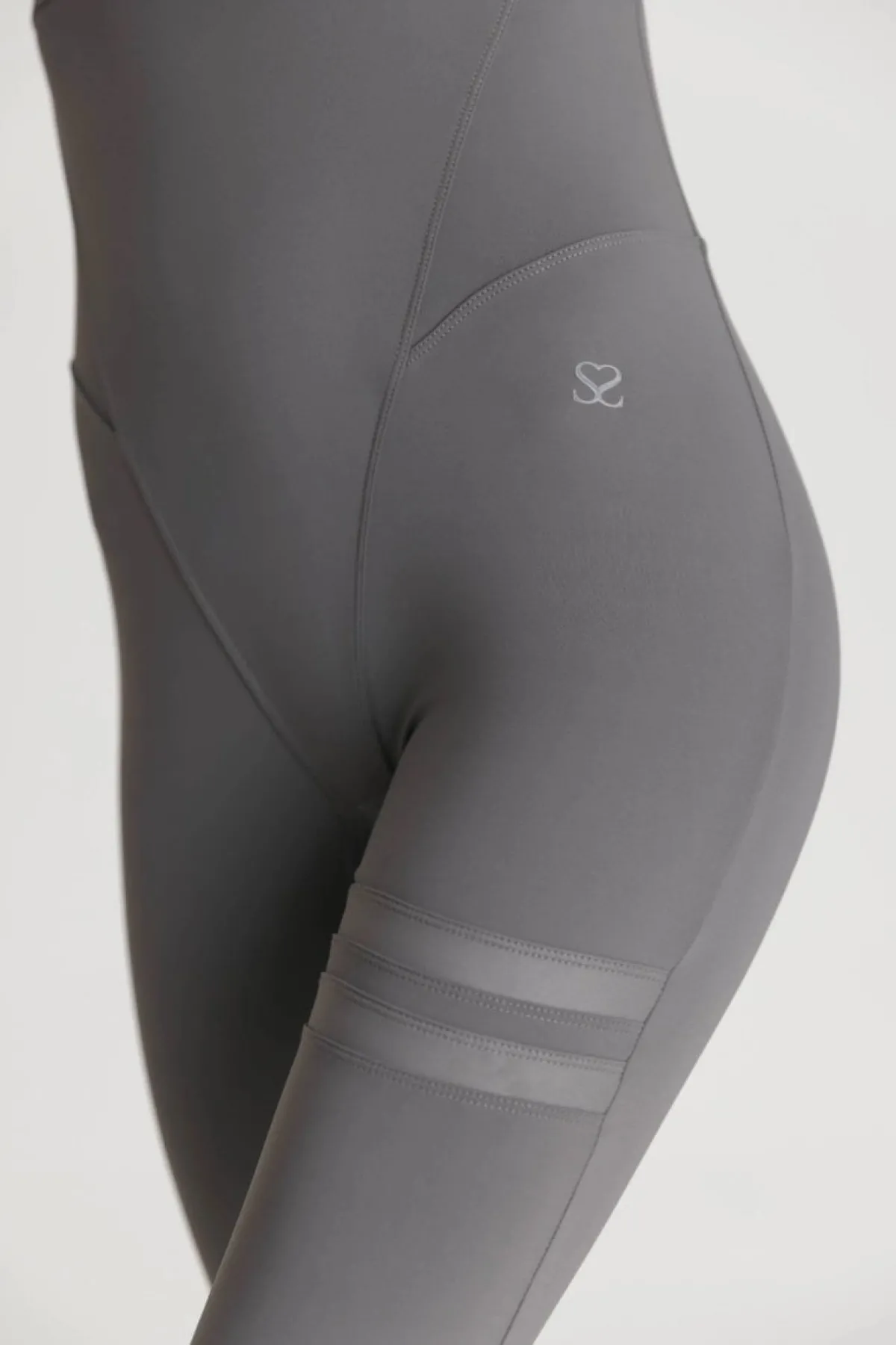 Outlet Serena Jumpsuit -haalari, Volcanic Gray Sport|Haalarit Ja Bodyt